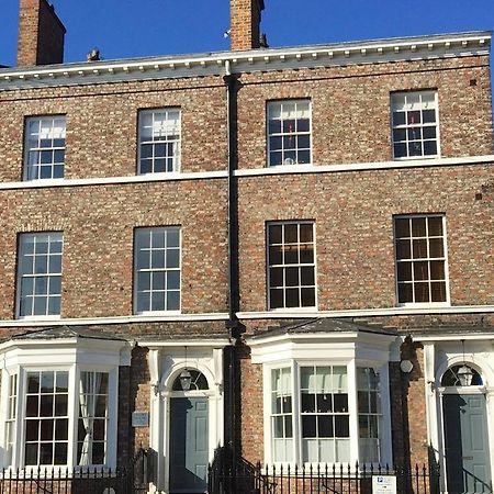 Priory House Apartments York Exterior foto
